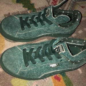 Green Llama Edition Size 2 Little Boys